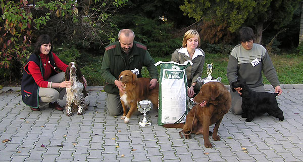 FOUR BEST DOGS AT THE CLUB WINNER SHOW 2004