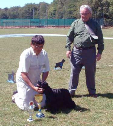 19.6.2005 - Another great day for my small kennel again. SABINA Z VEJMINKU won her class (CAC), BEST BITCH, B.O.B. and BEST IN SHOW in Karlsruhe (Germany) under famous UK judge Mr John Gillespie (kennel Lochranza). I am very proud of my little black girl.